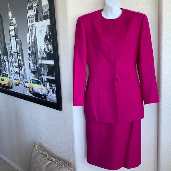 LOUIS FERAUD trophy vintage pink wool suit, tailored skirt & jacket. 6 EUC - Picture 7 of 17